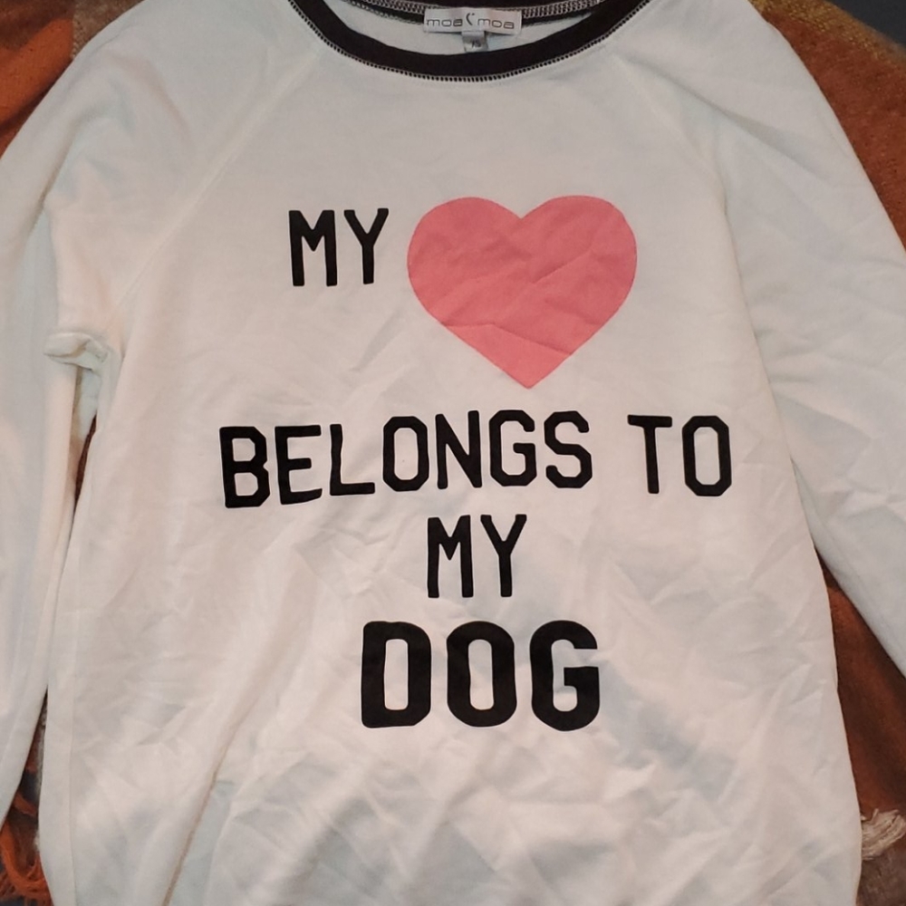 NWT Long Sleev Graphic Tee